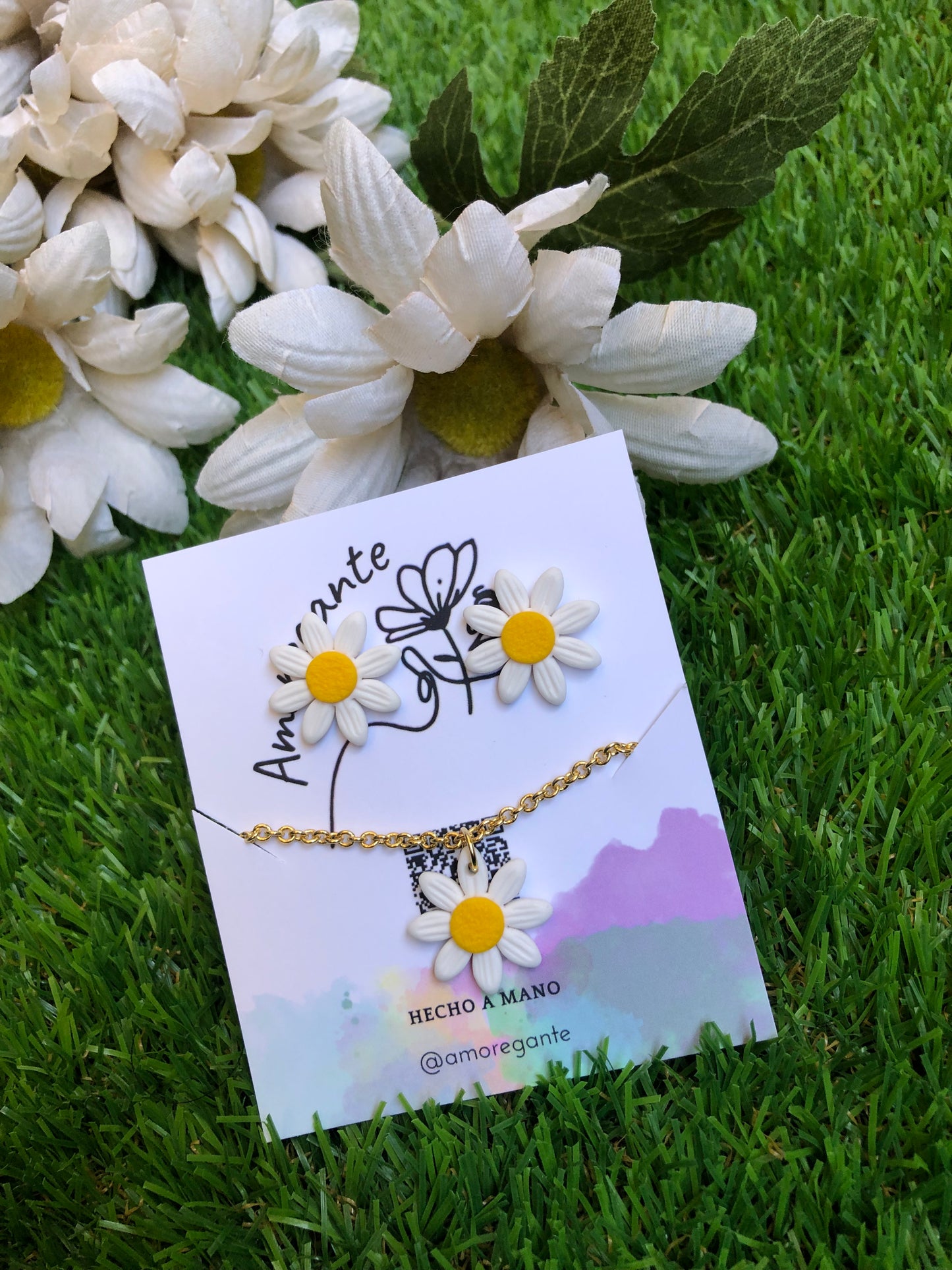 Conjunto Gargantilla y Pendientes Margarita