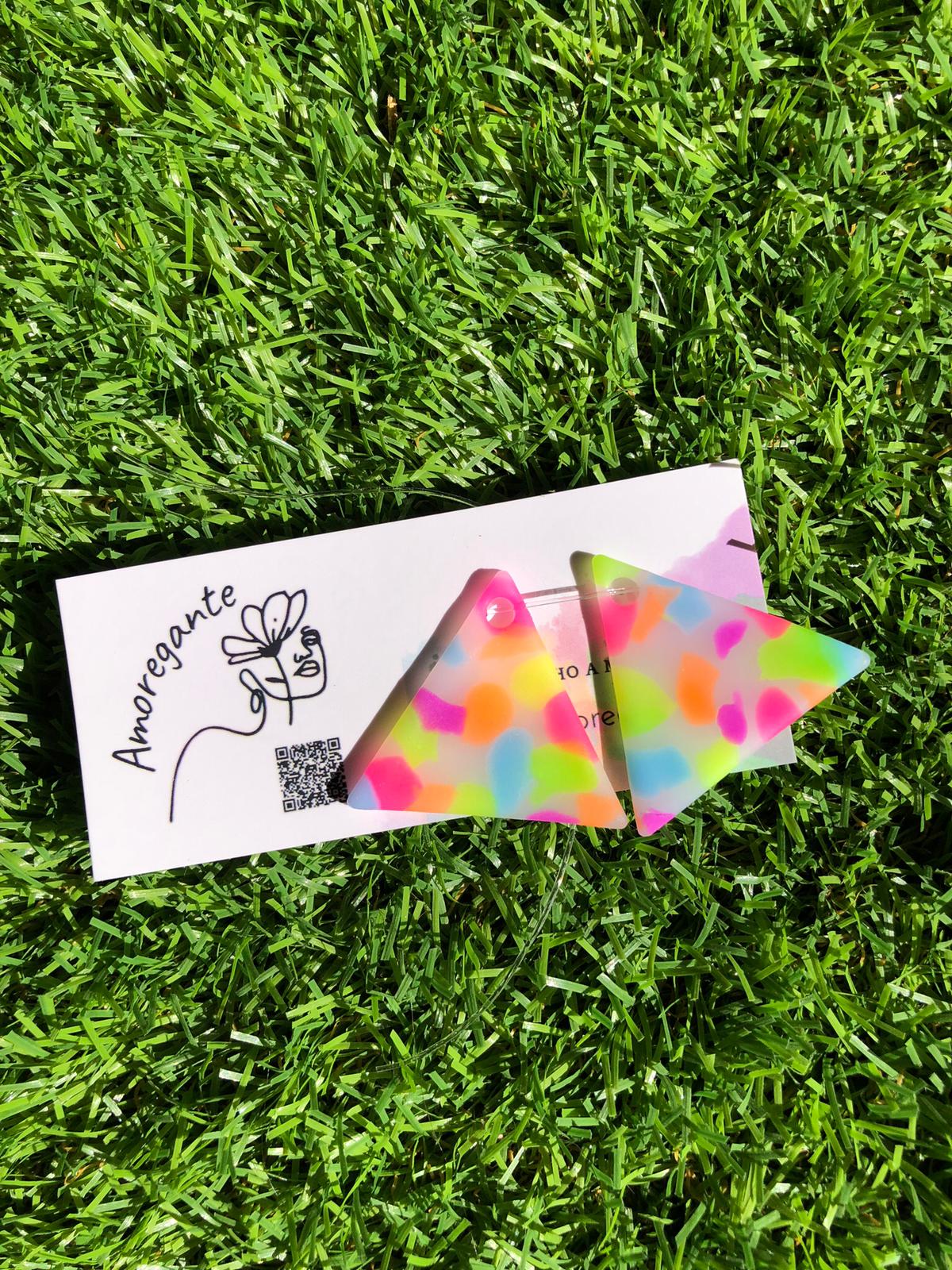 Triangulo Rainbow Neón