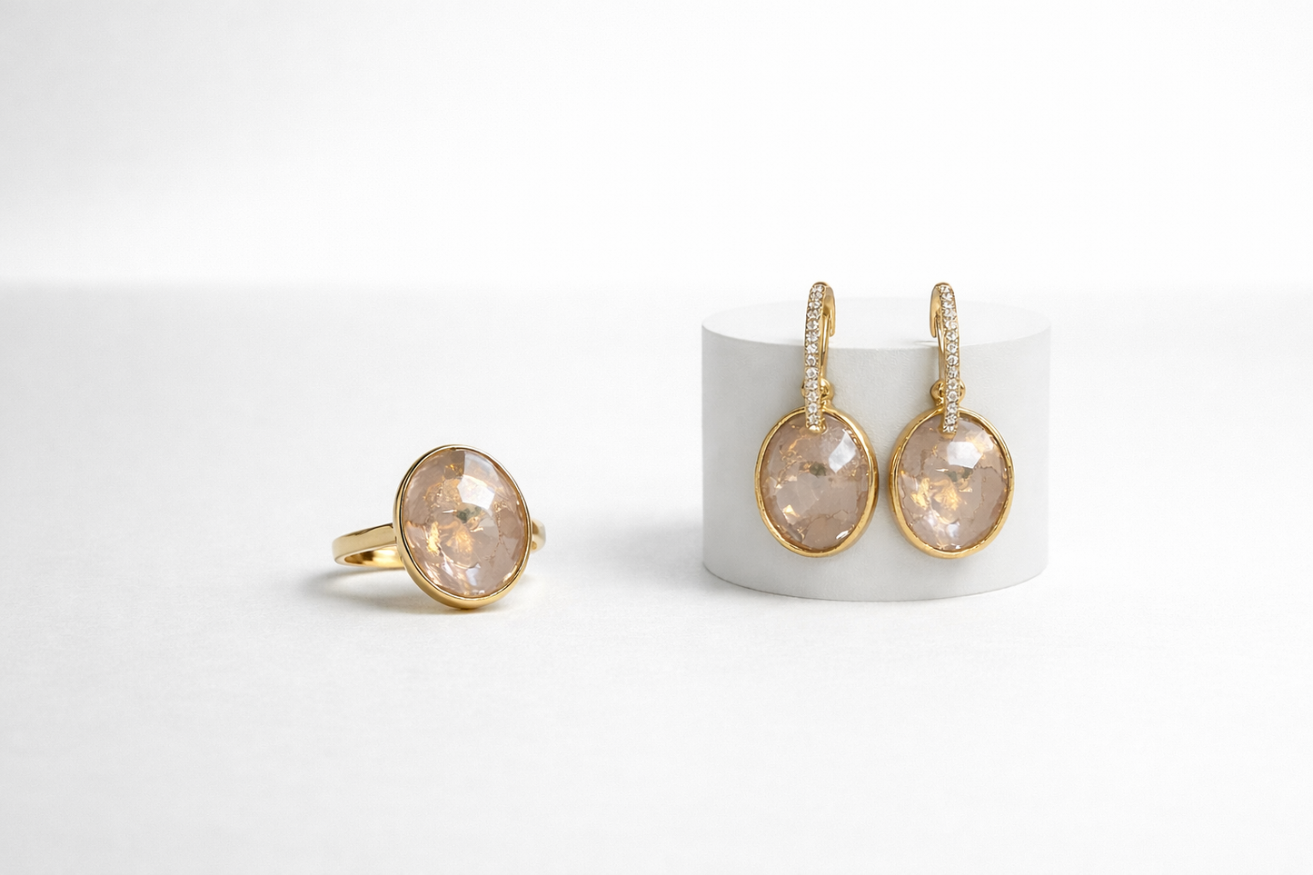 Esencia Conjunto Pendientes + Anillo