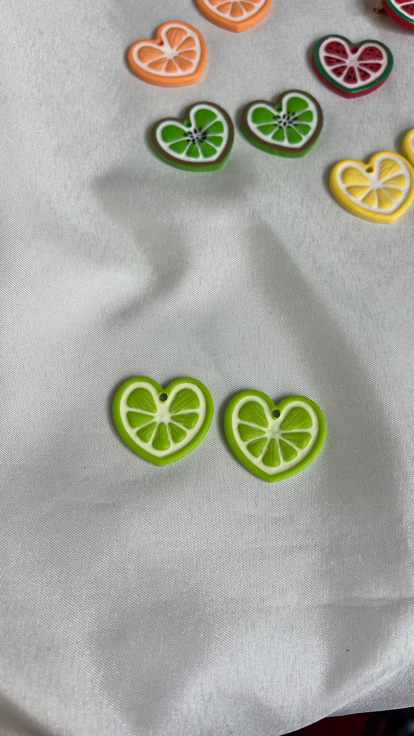 Fruta Corazón Charm Frutita