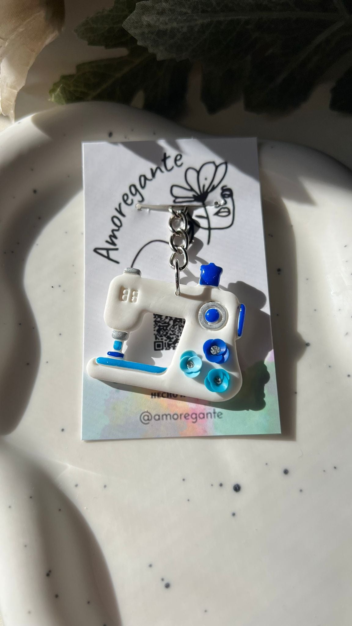 Maquina de coser (llavero)