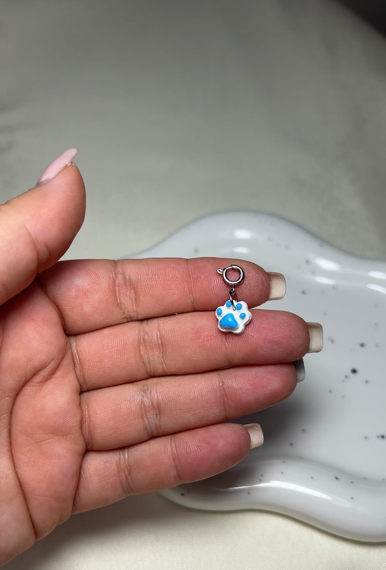 Huellas solidarias (pendientes)